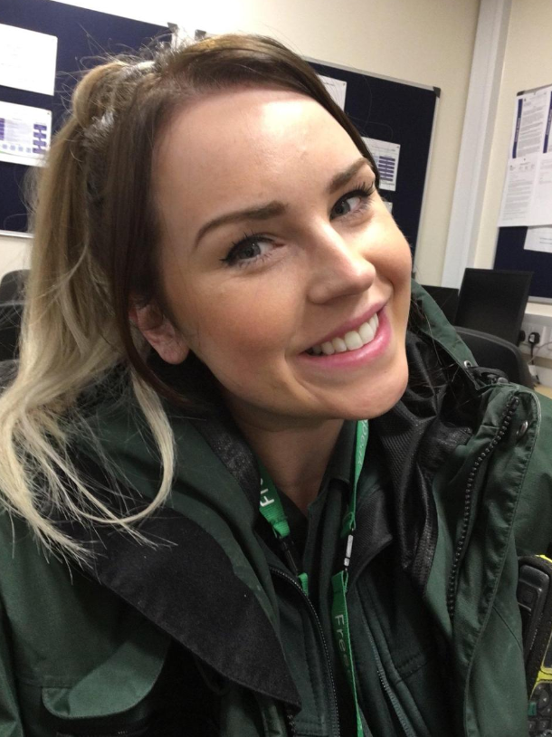 Paramedic mentor Katie Tudor shared an image of the foul-mouthed note on Twitter