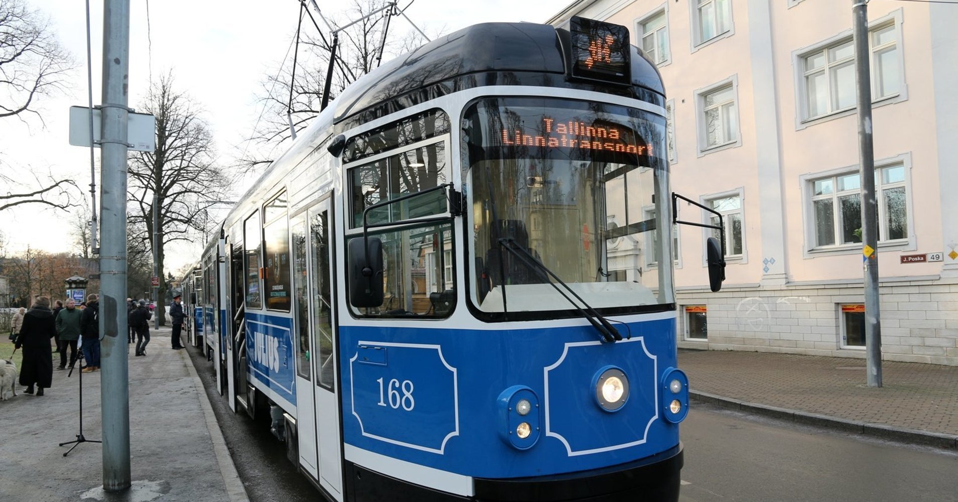 German Cities To Trial Ambitious Free Public Transport Plans HuffPost