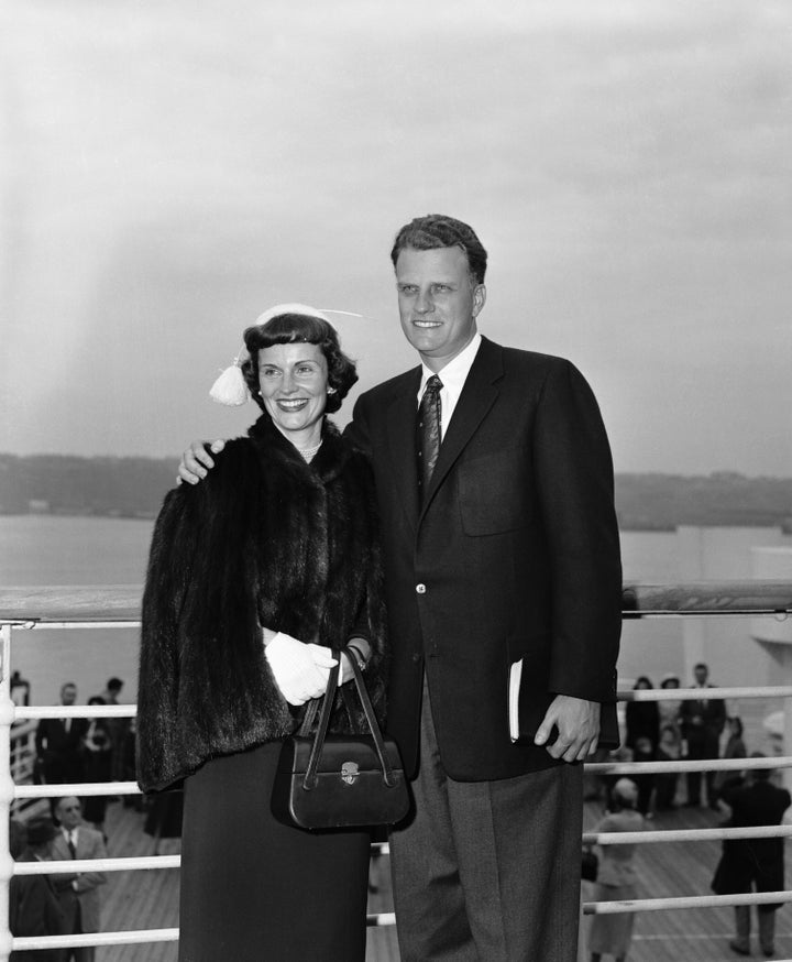 Graham mat his wife, Ruth McCue Bell, at Illinois' Wheaton College. They were married for 64 years and had five children.