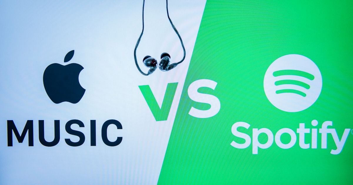 Spotify v. Apple Music. Spotify Apple. Spotify Apple Music. Спотифай против АПЛ.