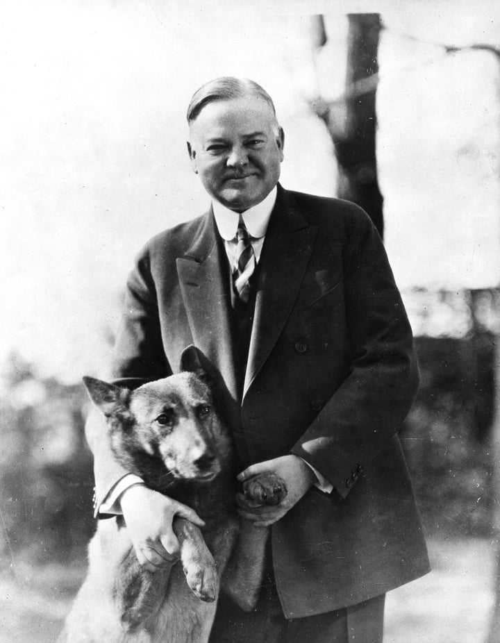 Hoover with King Tut in the 1930s. 