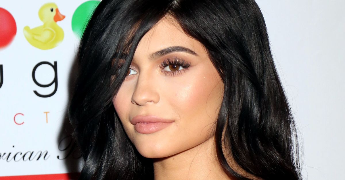 Snapchat's Value Drops $1.3 Billion After 1 Kylie Jenner Tweet ...