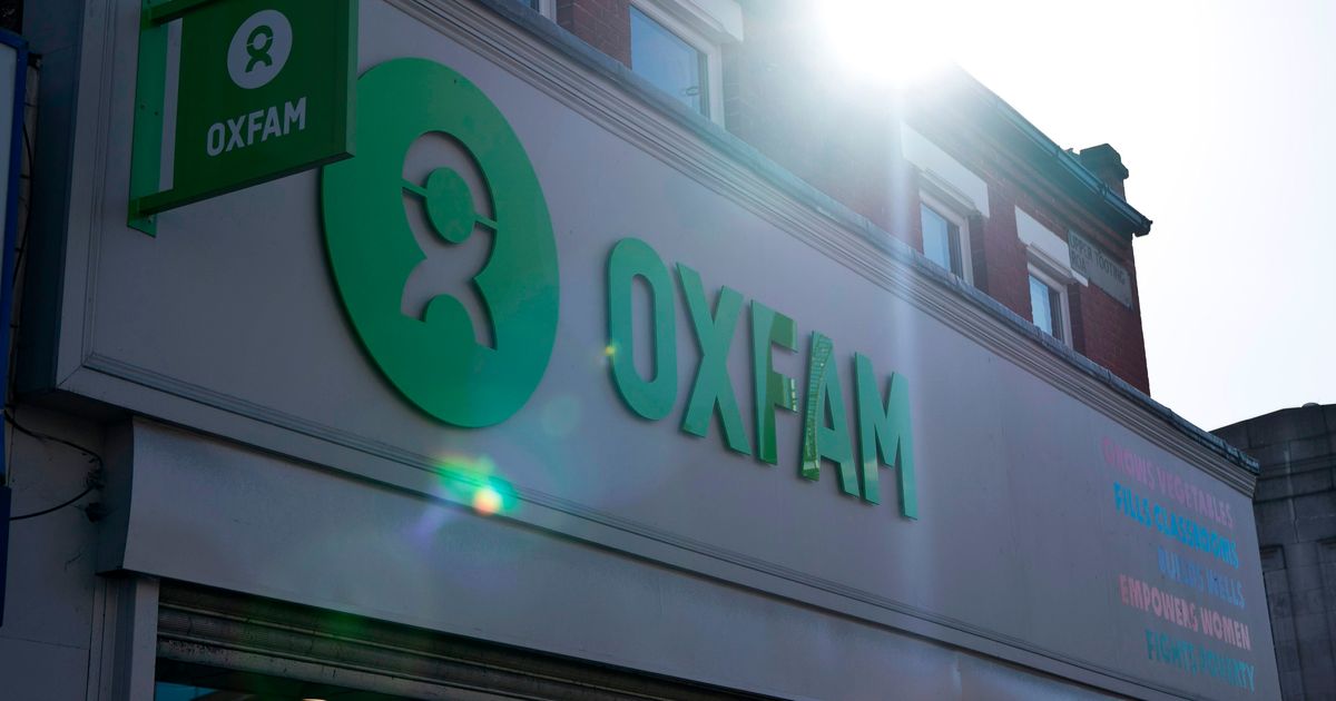 Oxfam Chief Among Charity Bosses Saying Sorry Over Sex Scandals Huffpost Uk News