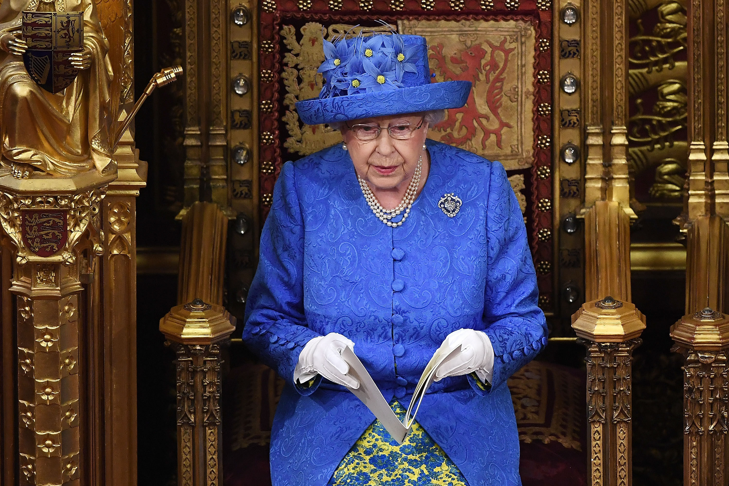 <strong>The Queen may have to grant permission for costly Parliament refurb</strong>