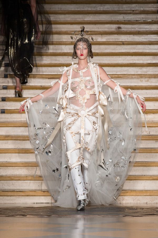 The Most Outrageous Looks From European Fashion Weeks So Far | HuffPost