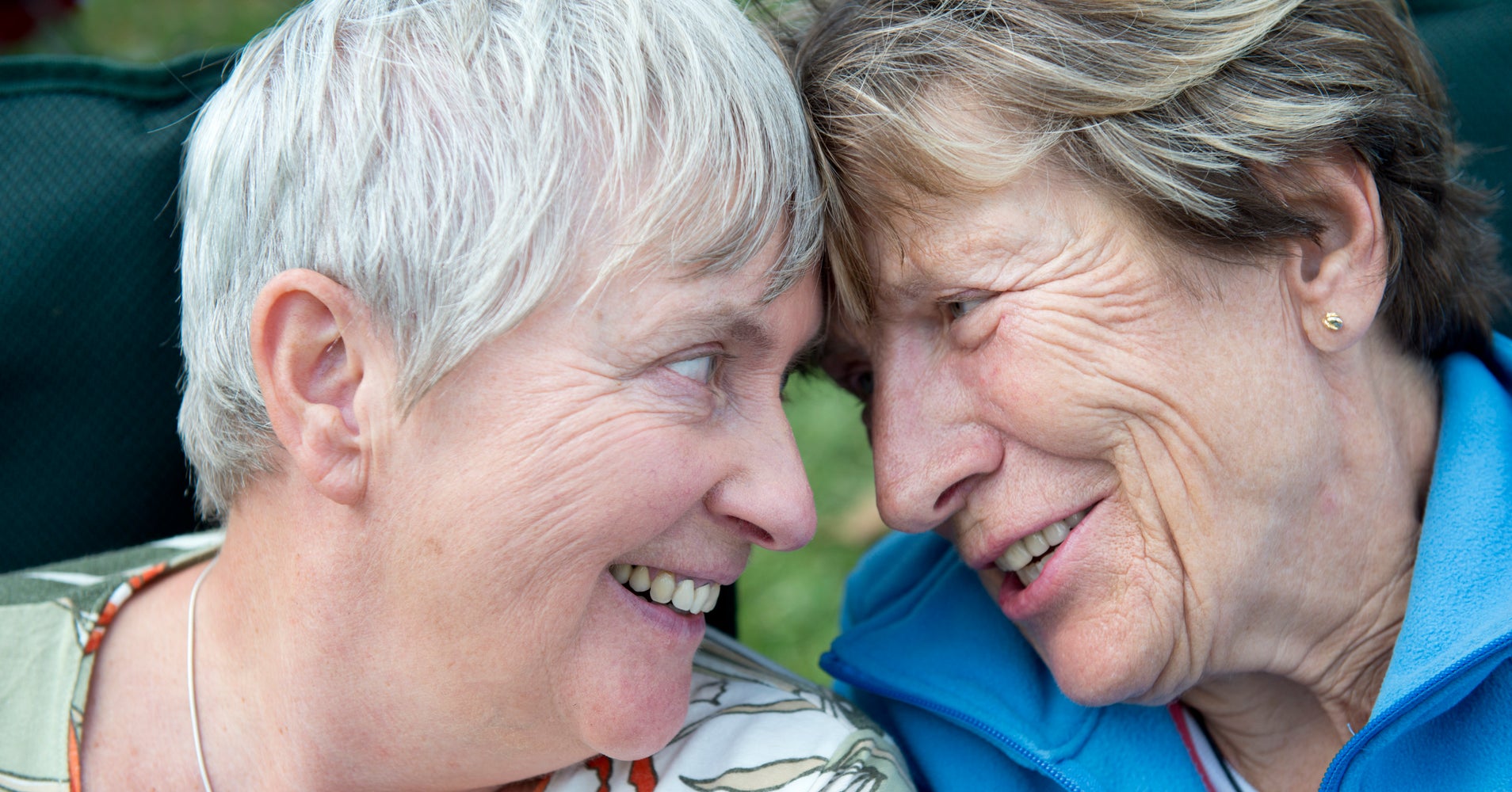 Старые подруги-лесбиянки Старые подруги-лесбиянки