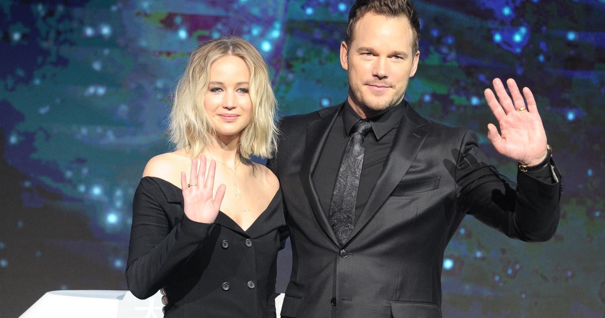 Jennifer Lawrence And Chris Pratt Cut Off From Radio Interview After Question About Sex The Independent The Independent