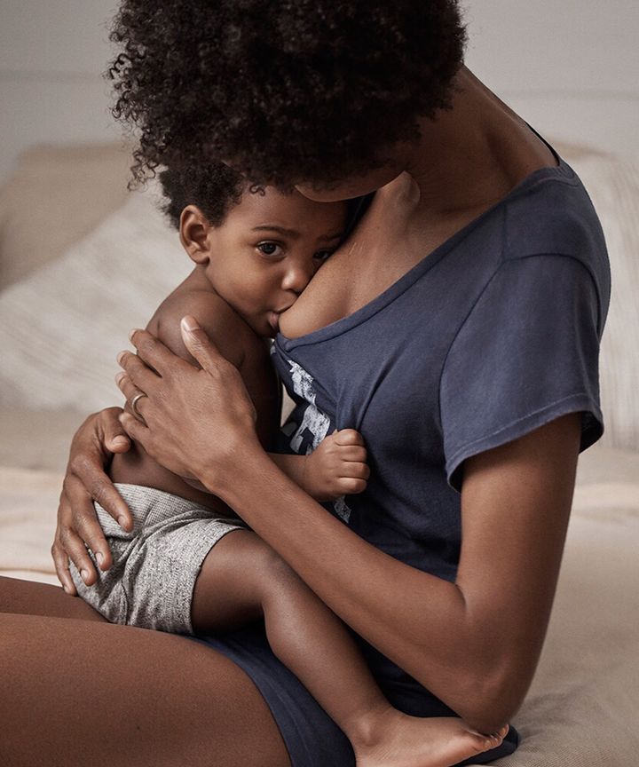 Gap just released a new ad for its Love By GapBody collection featuring a breastfeeding mom. 