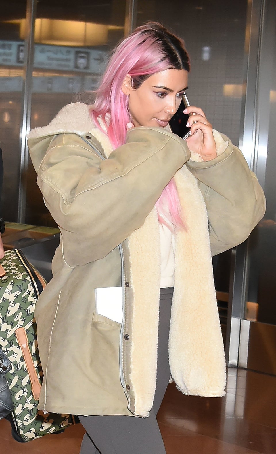 How To Get Pastel Pink Hair Like Kim Kardashians New Look Huffpost Life