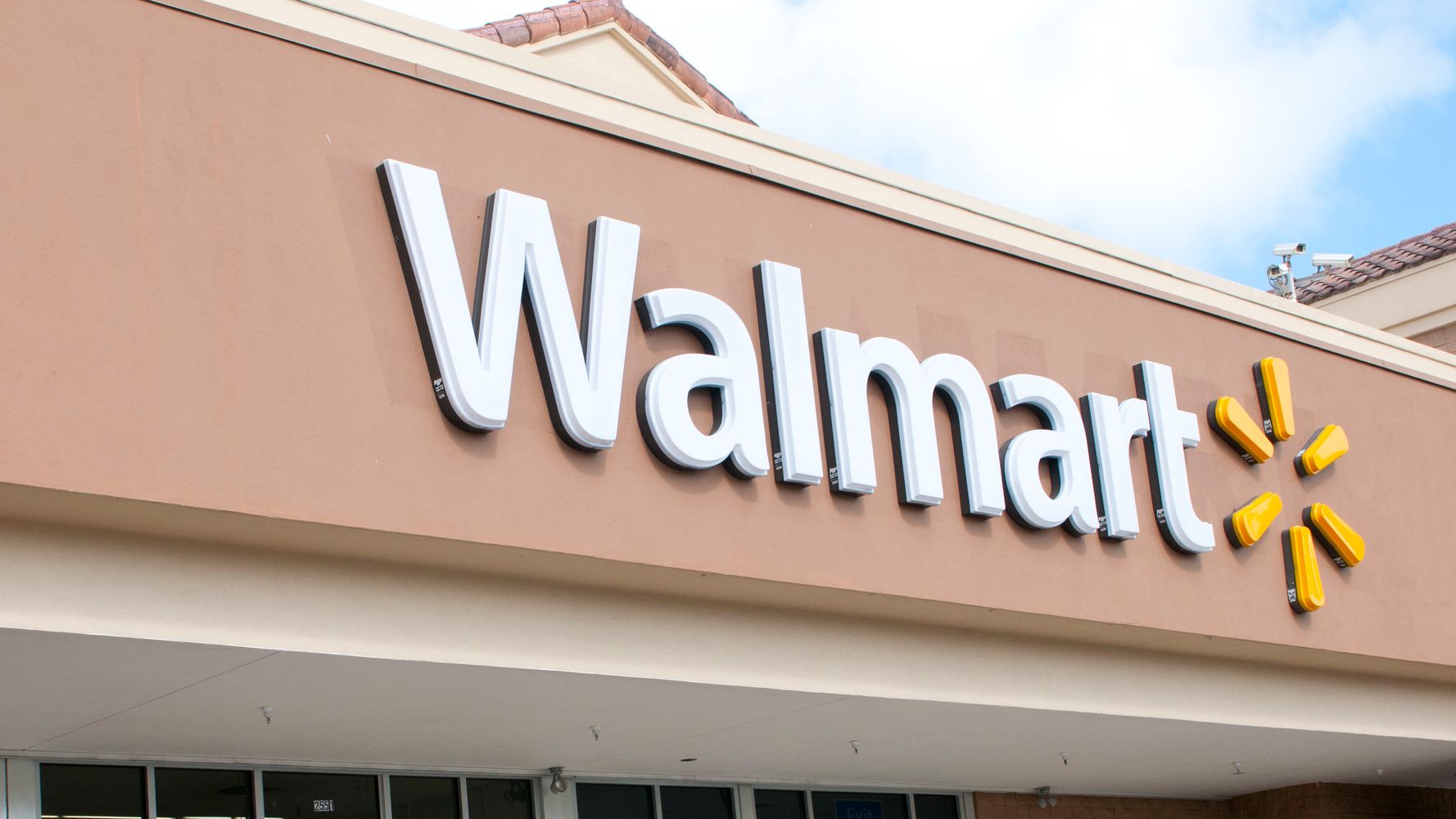 walmart-to-raise-age-requirement-to-buy-firearms-and-ammunition-huffpost