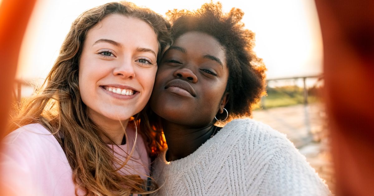 How To Help A Friend Who Is Self-Harming | HuffPost UK Life