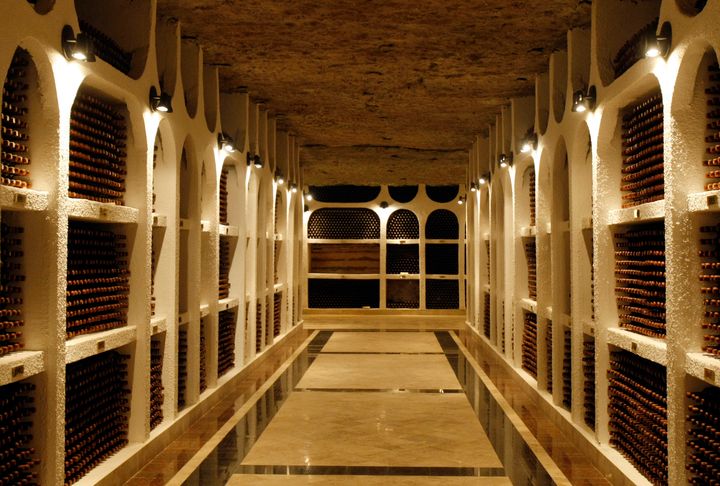 Το κελάρι κρασιού Cricova στη Μολδαβία σε πρώην ορυχείο ασβεστίτη 