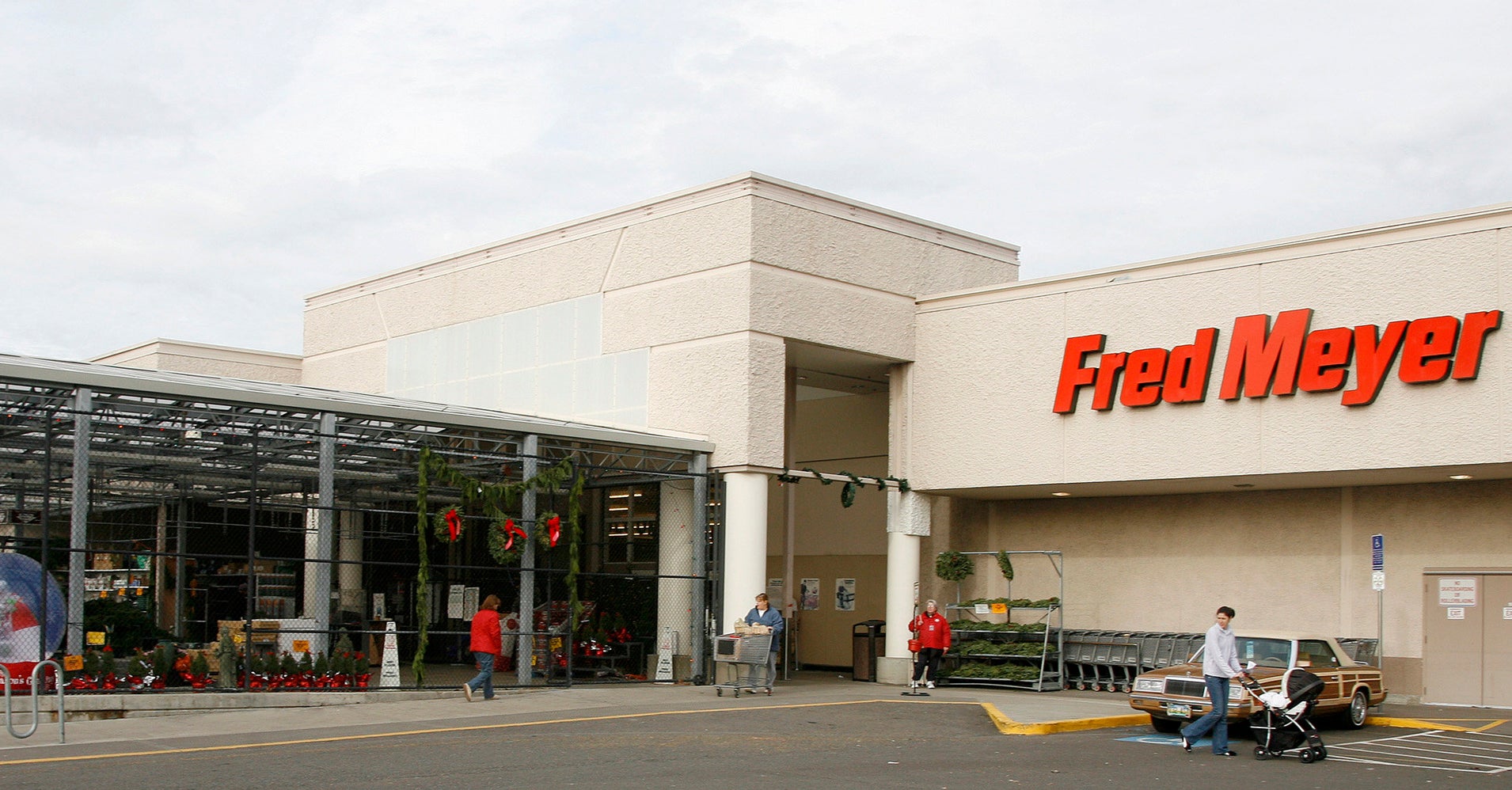 KrogerOwned Superstores To Stop Selling Guns To People Under 21 HuffPost