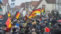 Die Demonstration in Kandel zeigt, dass die AfD keine Berührungsängste mehr mit Rechtsextremen