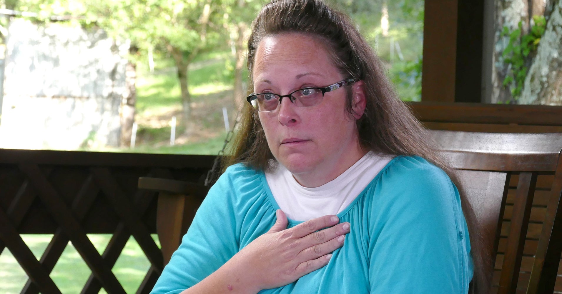Kentucky governor calls kim davis an inspiration to the children of