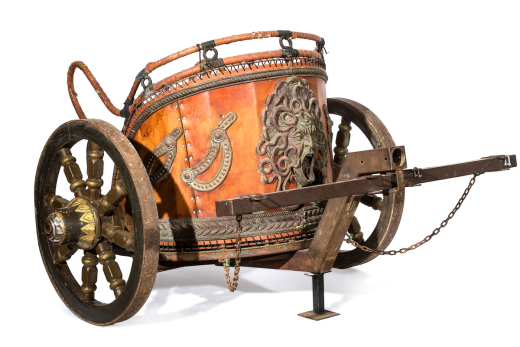 A replica chariot from "Gladiator."