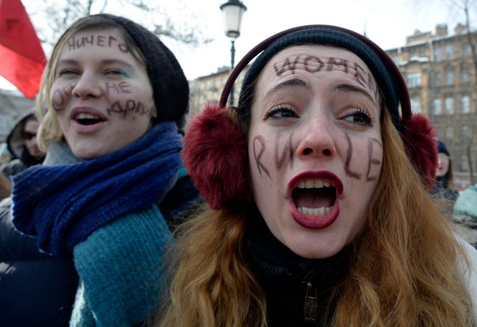28 Photos Of Women Rallying Around The Globe On International Womens Day Huffpost