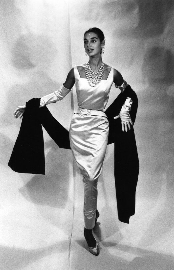 These Photos Take A Look Back At Hubert de Givenchy's Stunning Career ...