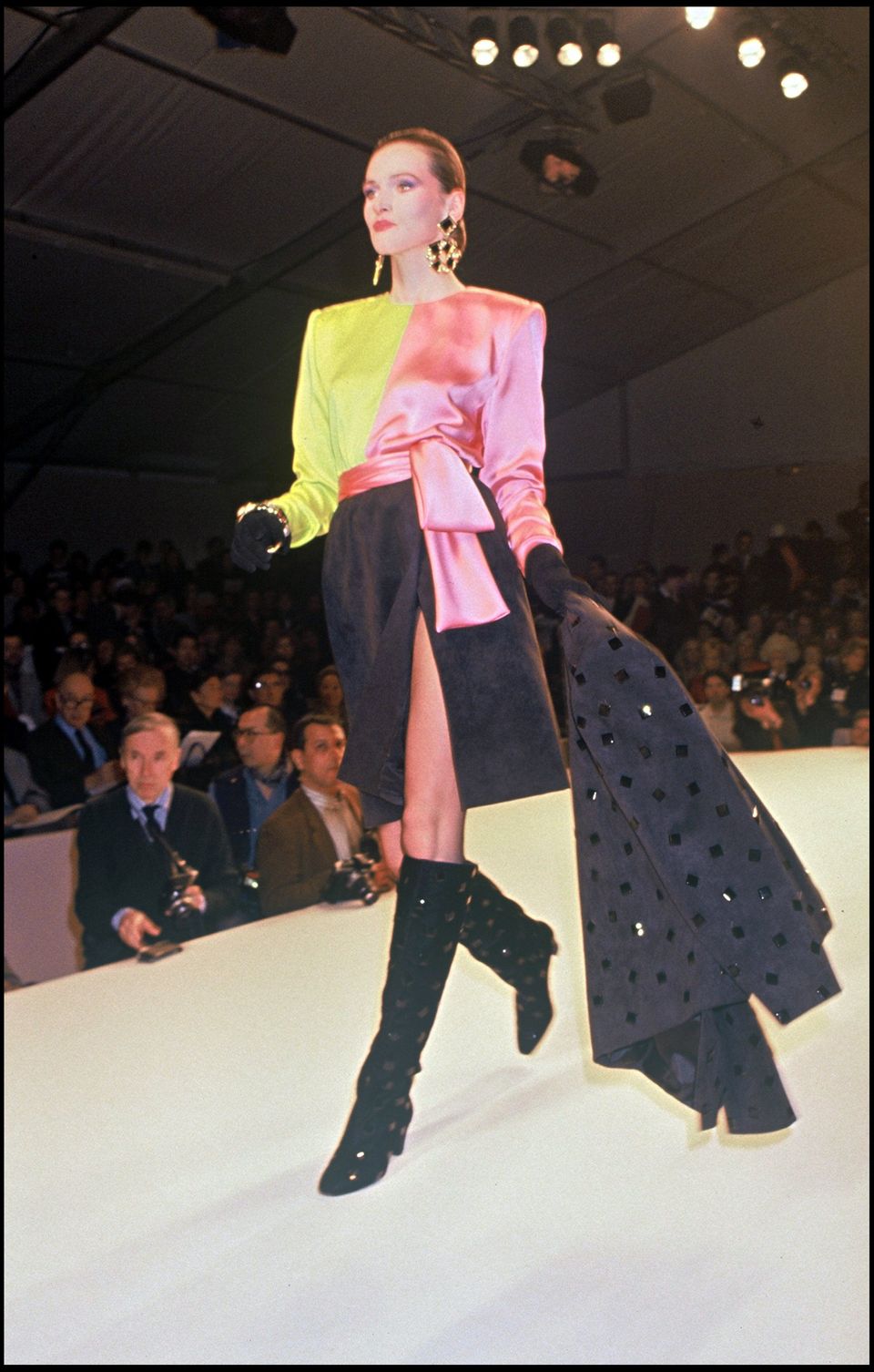 These Photos Take A Look Back At Hubert de Givenchy's Stunning Career ...