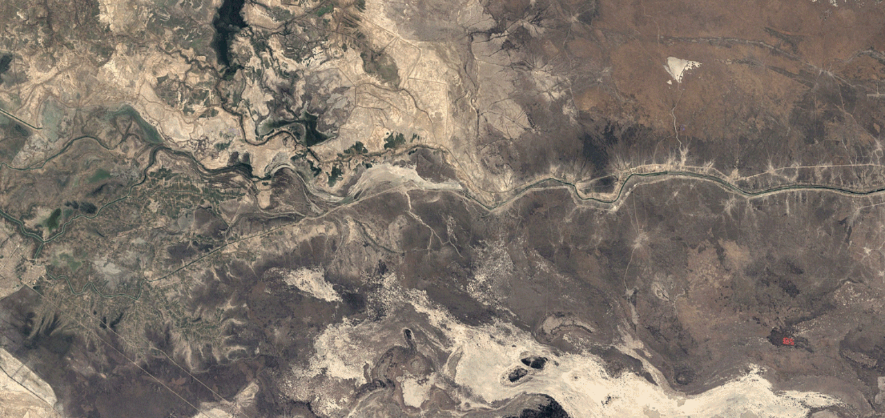 Marshes in Iraq seen in December of 1995 and then in December of 2014.