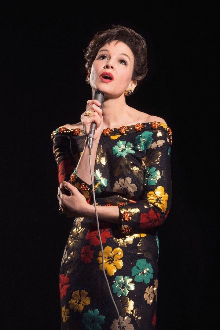 Renée in character as Judy Garland