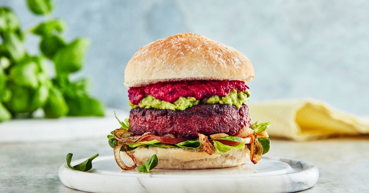 Bleeding Vegan Burgers And Meat Alternatives Is This Really What Vegans Want Huffpost Uk Life