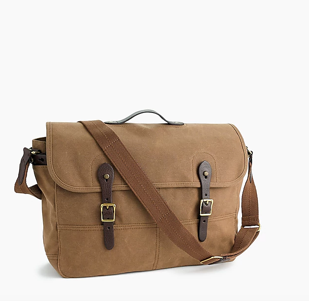 24 functional and stylish work bags for men