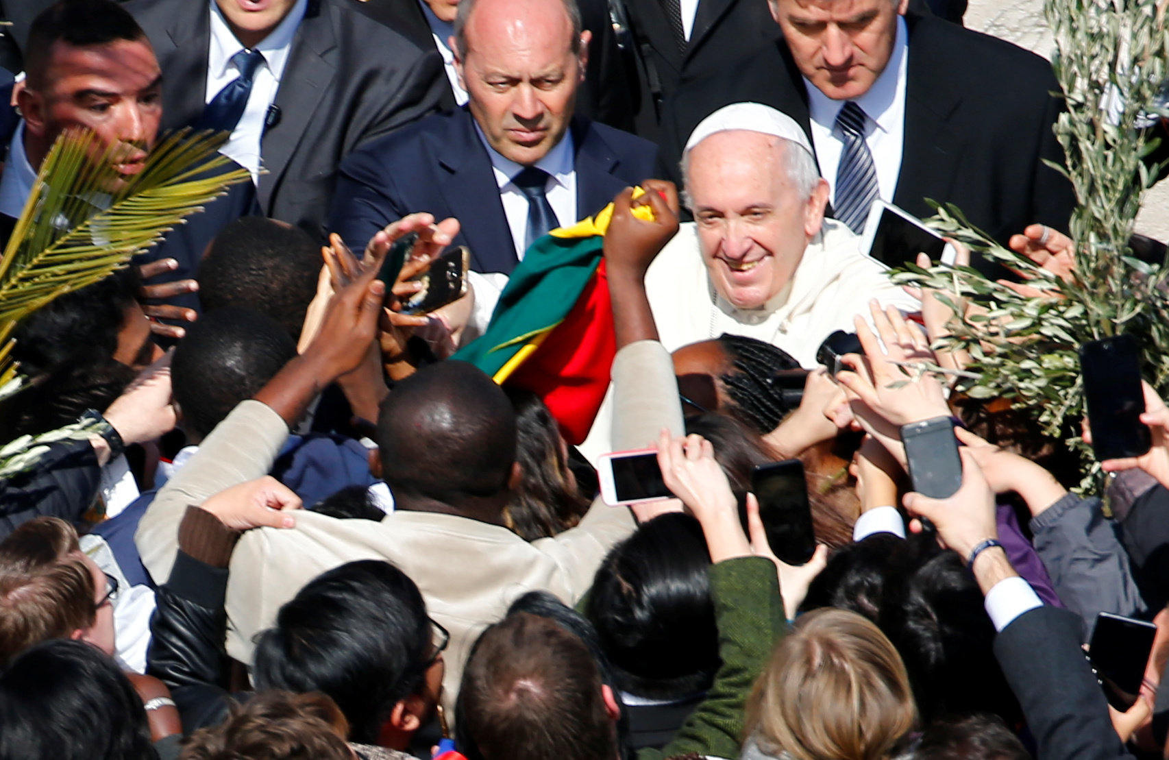 After Children Marched For Their Lives, Pope Francis Urged Young People ...