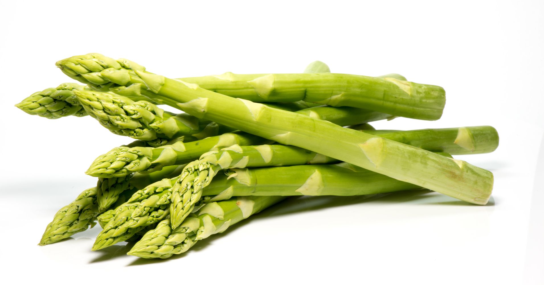 asparagus-pee-is-real-but-only-some-of-us-can-smell-it-huffpost-life