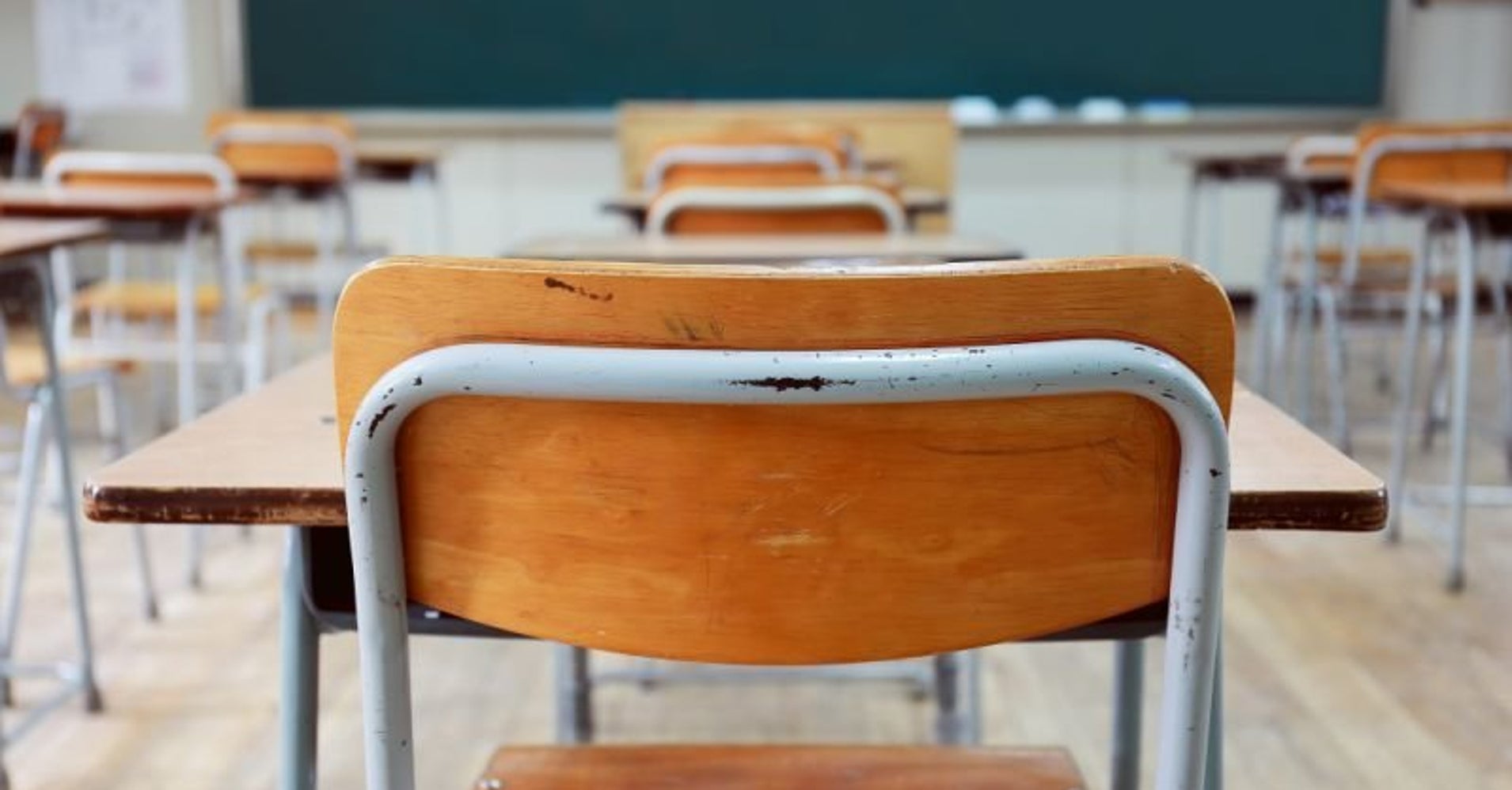 changing a five day school week to a four day school week essay Ninety-six districts have shortened the school week, nearly triple as many as in 2015. changing a five day school week to a four day school week essay Ninety-six districts have shortened the school week, nearly triple as many as in 2015.