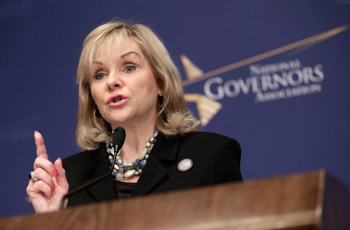 Oklahoma Gov. Mary Fallin (R) speaks at the National Press Club on Jan. 15, 2014, in Washington, D.C. 