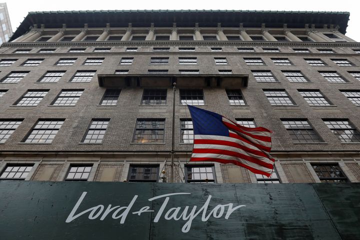 The Lord & Taylor flagship store building is seen along Fifth Avenue in the Manhattan borough of New York City, U.S., October 24, 2017. (REUTERS/Shannon Stapleton)