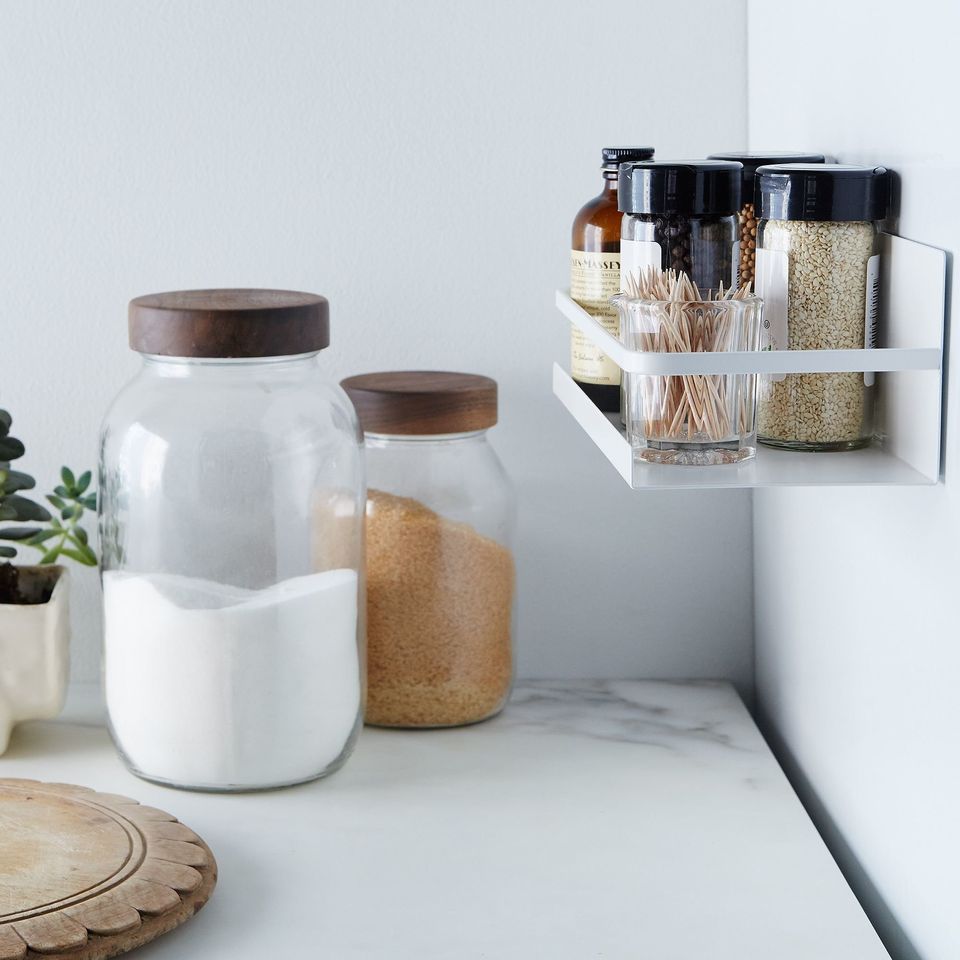5 Easy Steps to Organize and Simplify Spice Jars - Smallish Home