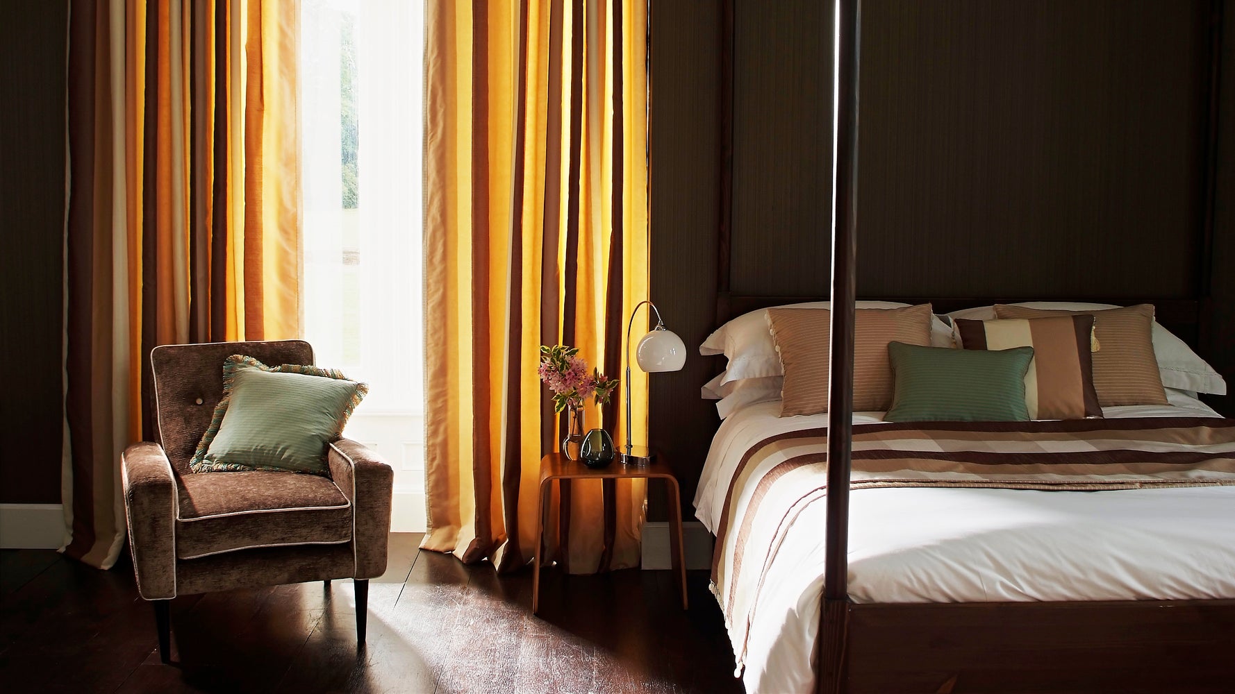 7 Of The Best Blackout Curtains On Amazon According To Reviewers
