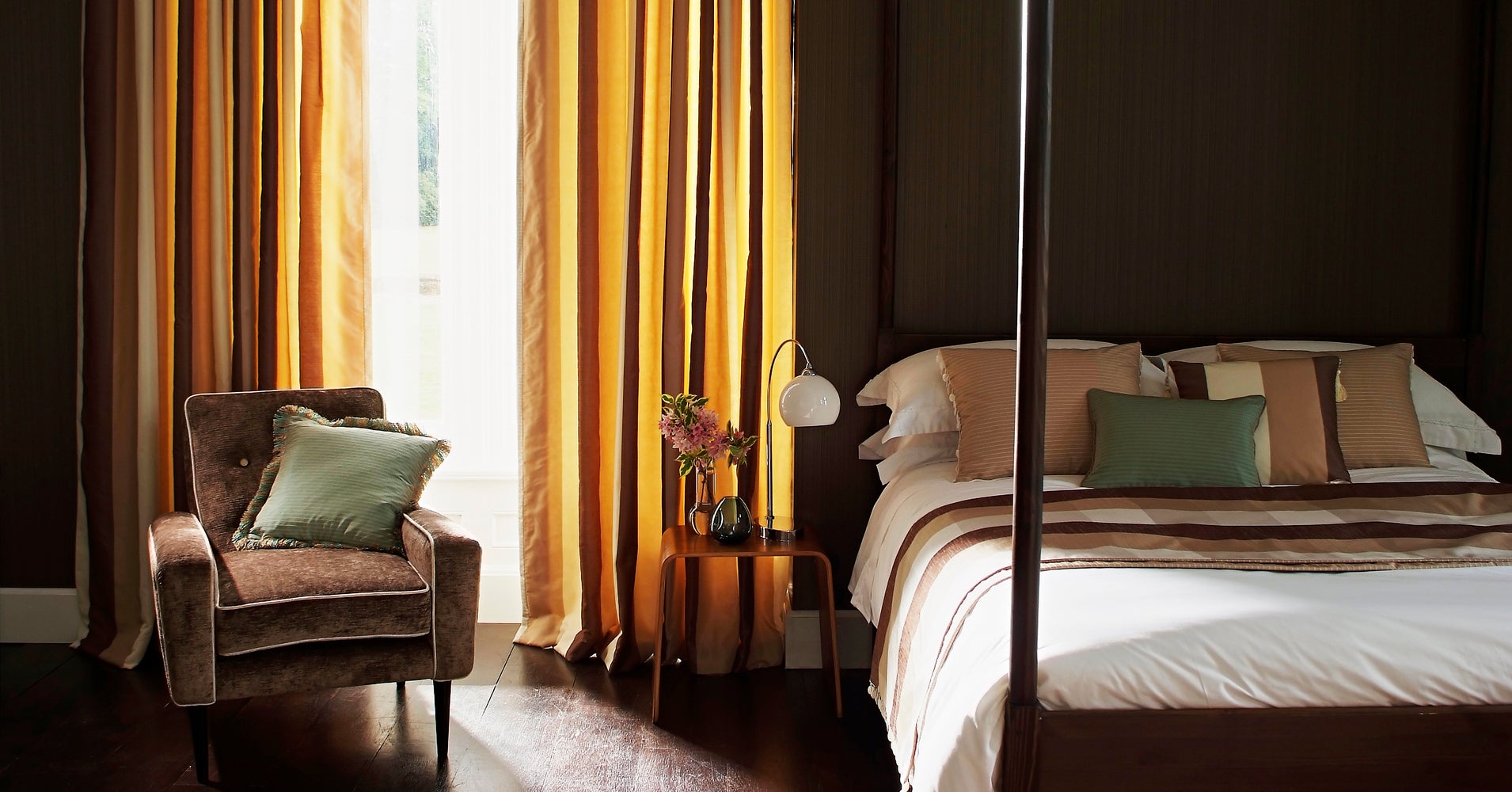 7 Of The Best Blackout Curtains On Amazon, According To Reviewers