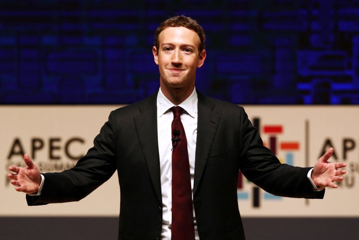 Facebook CEO Mark Zuckerberg has agreed to testify about the data scandal.