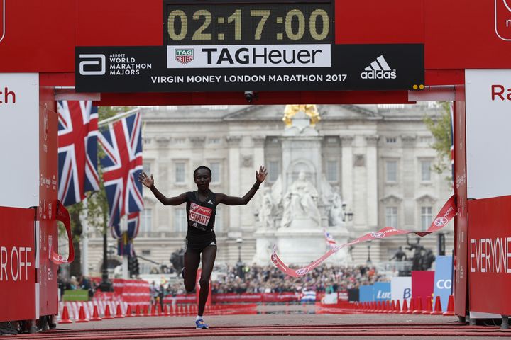 Mary Keitany crossing the line to win the women's elite race at the 2017 London Marathon