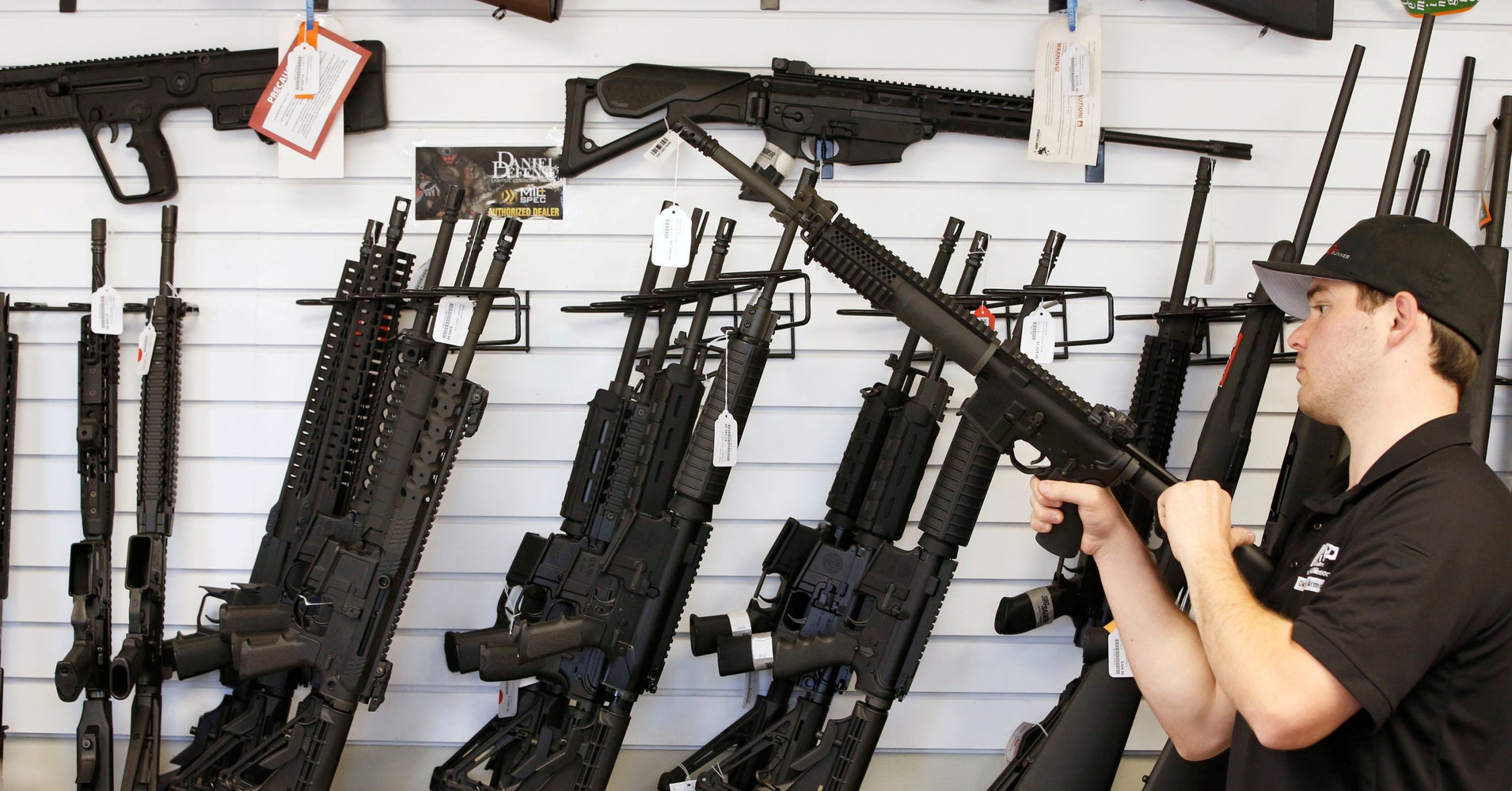 u-s-district-judge-upholds-massachusetts-assault-weapons-ban-huffpost