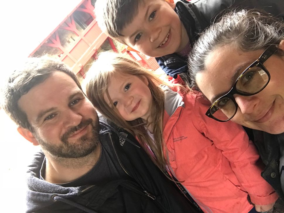 Laura Dernie with her husband Henry and kids Poppy and Jack.