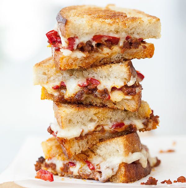 <strong>Get the <a href="https://www.foodiecrush.com/chorizo-and-peppadew-pepper-grilled-cheese/" target="_blank">Chorizo And