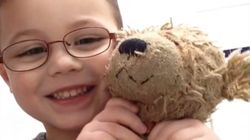 Dad Overwhelmed By Strangers' Offers Of Help After Son With Autism Lost His Teddy Bear