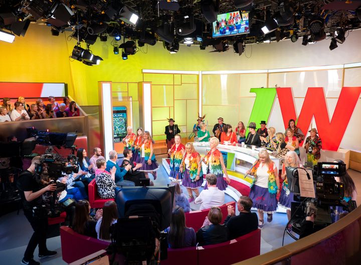 ALL NEW: 'Loose Women' now has an arena-type setting