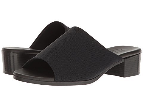 Best Sandals For Women With Wide Feet 