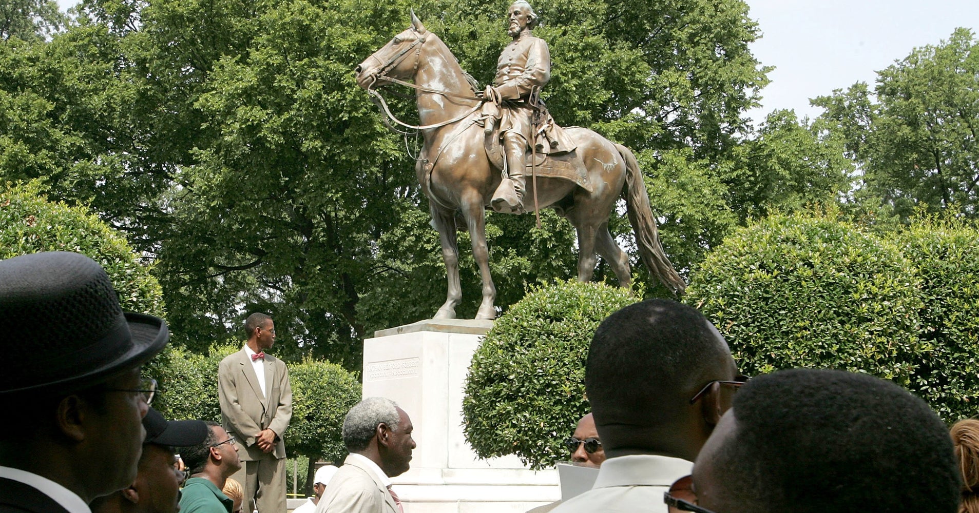 Tennessee Republicans Punish Memphis For Removing Confederate Statues