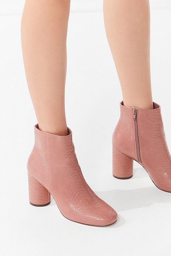 Urban outfitters hotsell snakeskin boots