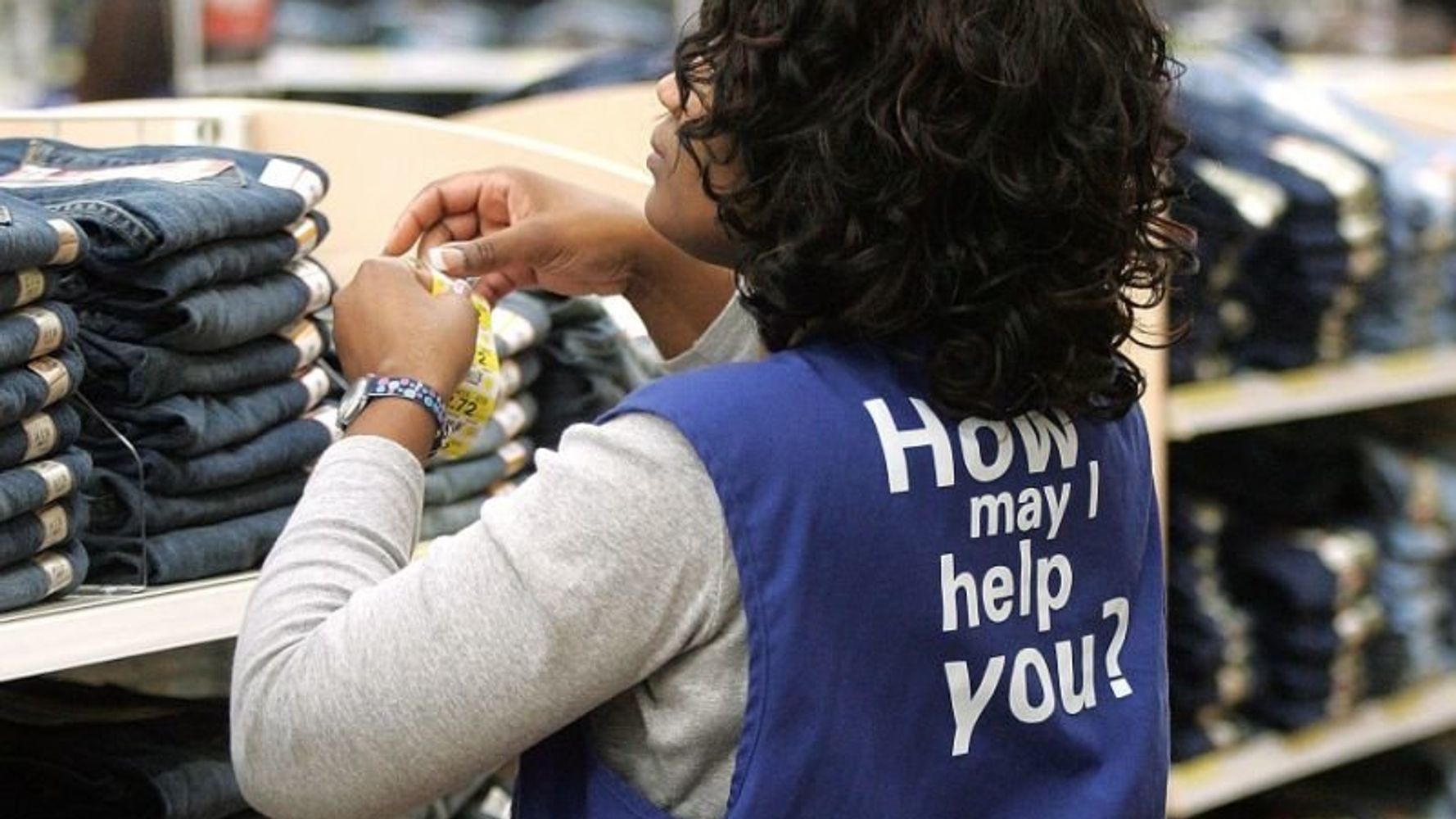 Walmart is letting its employees wear jeans