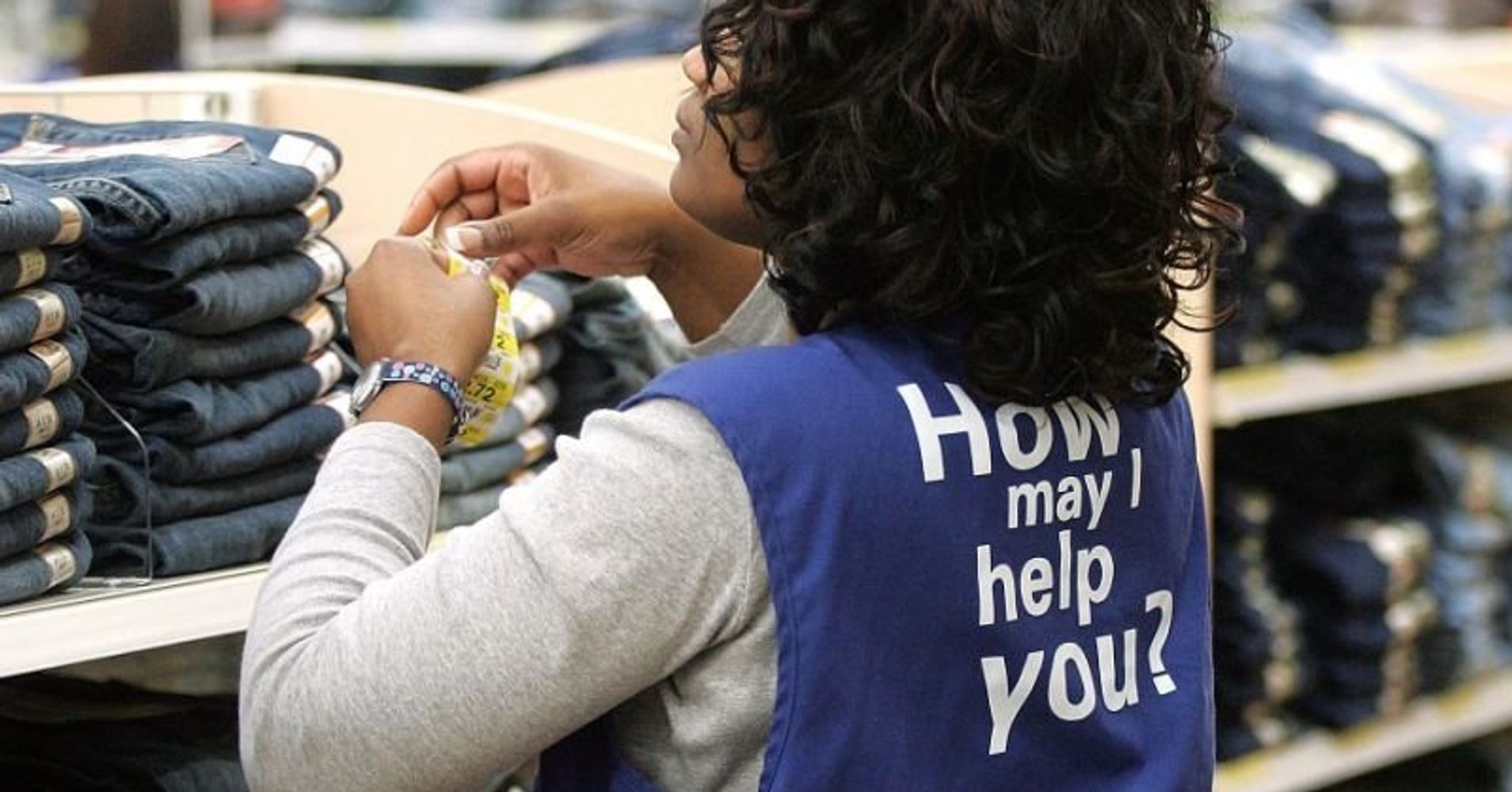 walmart-is-letting-its-employees-wear-jeans-but-the-dress-code-change