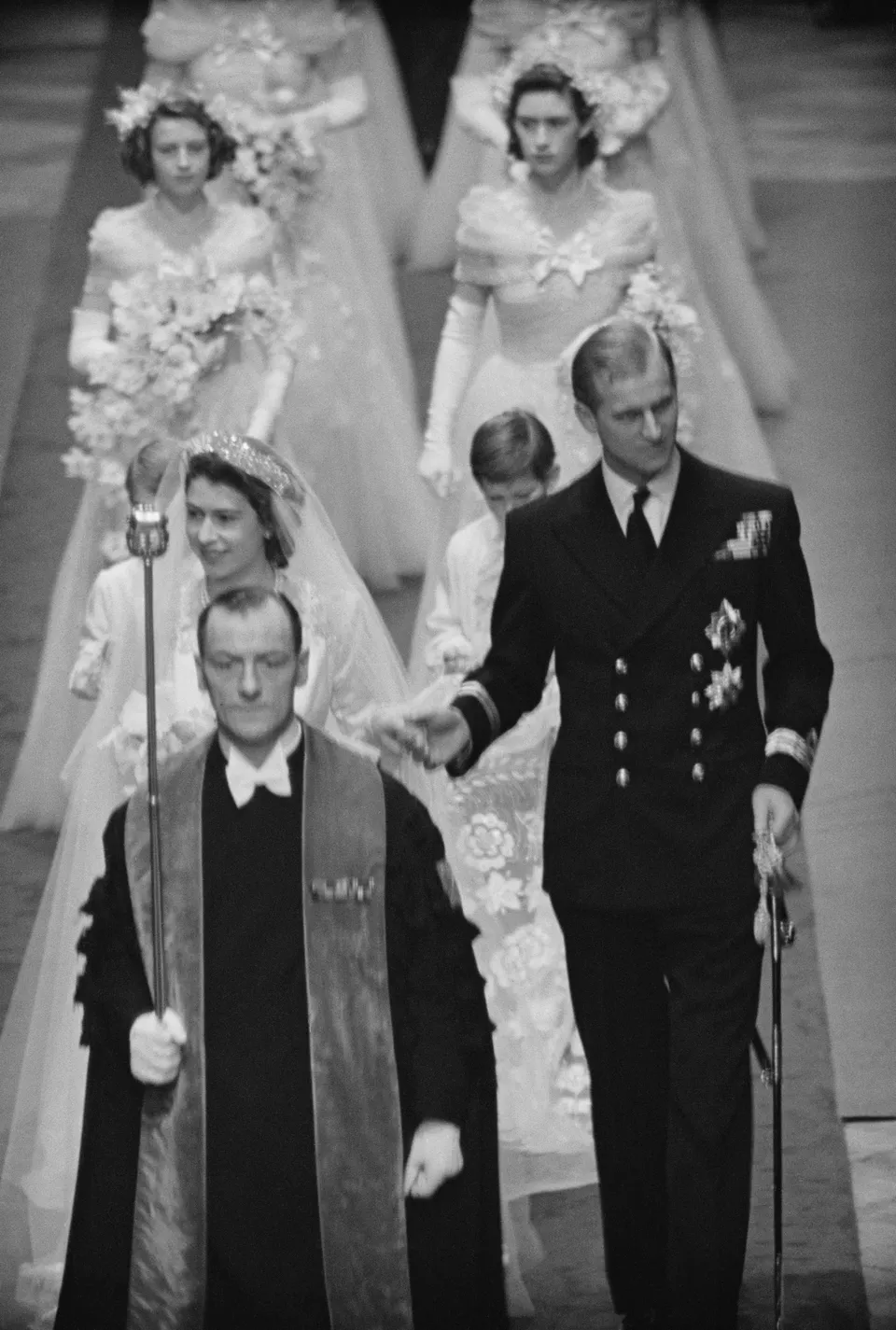 This Is What Queen Elizabeth And Prince Philip S Wedding Looked Like Huffpost Life