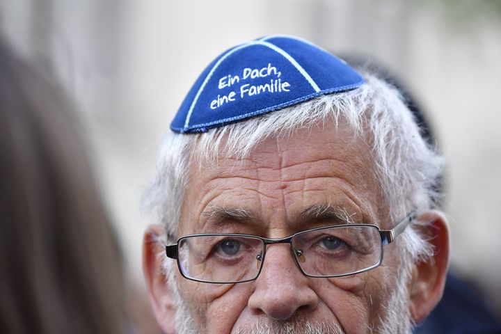 A participant of the 'Berlin Wears Kippa' rally.