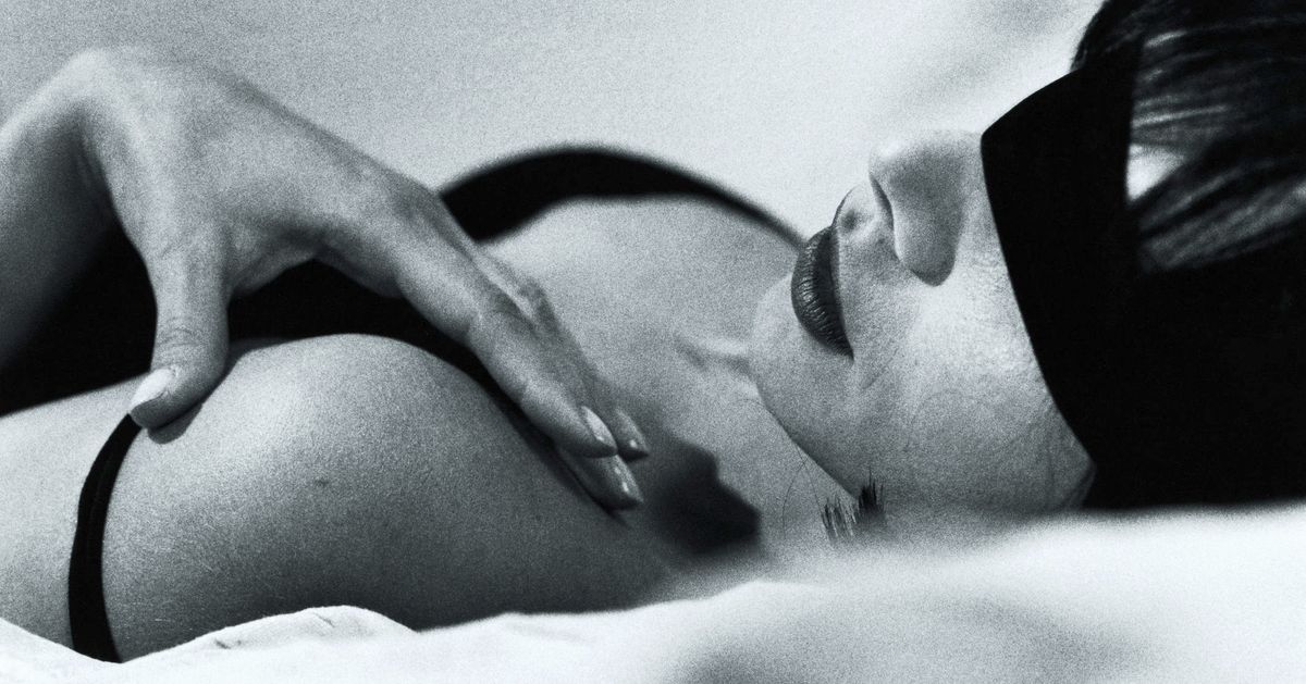 6 Of The Most Common Sexual Fantasies, According To Sex Therapists